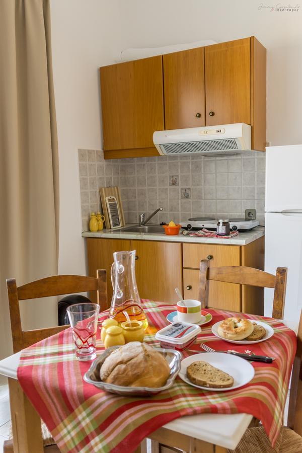 Sotirios Apartments Kárpathosz Kültér fotó