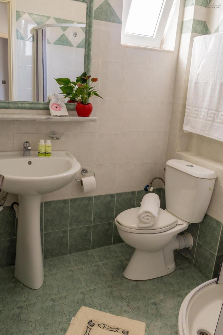 Sotirios Apartments Kárpathosz Kültér fotó