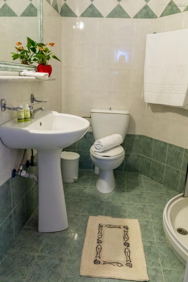 Sotirios Apartments Kárpathosz Kültér fotó