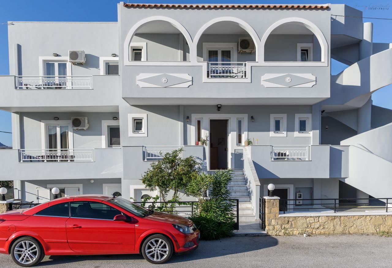 Sotirios Apartments Kárpathosz Kültér fotó